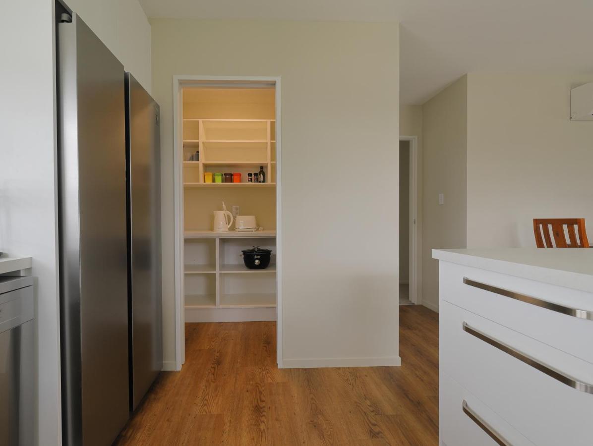 Fiordland Getaway - Te Anau Holiday Home Экстерьер фото